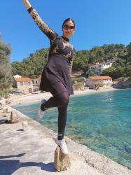 SPRING IN BAY TORAC, ISLAND HVAR (3 OUTFITS)