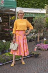 Patterned pink skirt