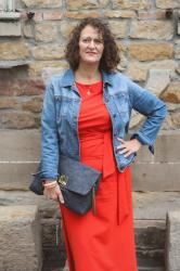 Kleid Pippa in Koralle mit Denim