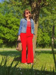 Comment porter le pantalon rouge ? Mon look casual chic !