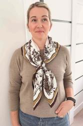 How to Wear Silk Scarves