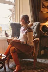 Zimtkranz Rezept & stimmungsvolle Einblicke in Theresa Baumgärtners Buch Tweed Time