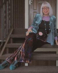 Bigass Weekend Wrap-Up: Friday Diwali Velvet; Saturday Botched and the Flummunity Formal Fest 2025! And Yes, Many Kittens