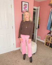 What Colors Go With Brown Clothes?